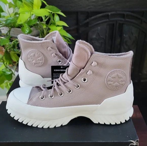 CONVERSE Lugged Leather Winter 2.0 Platform Boot Beige ‘Hummus’ Fleece Lining