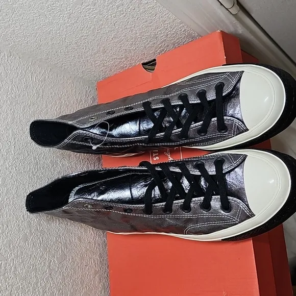 Converse Metallic Lesther High-Top Sneakers