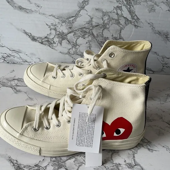 CONVERSE PLAY COMMERCIAL DES GARÇONS HIGH TOP SNEAKERS  WOMENS SIZE 9 MEN SIZE 7