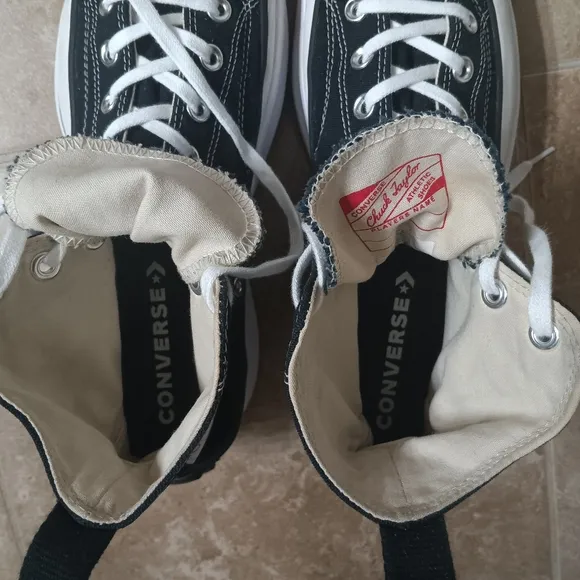 Converse Run Star Hike Canvas Platform Sneaker M10/W11½