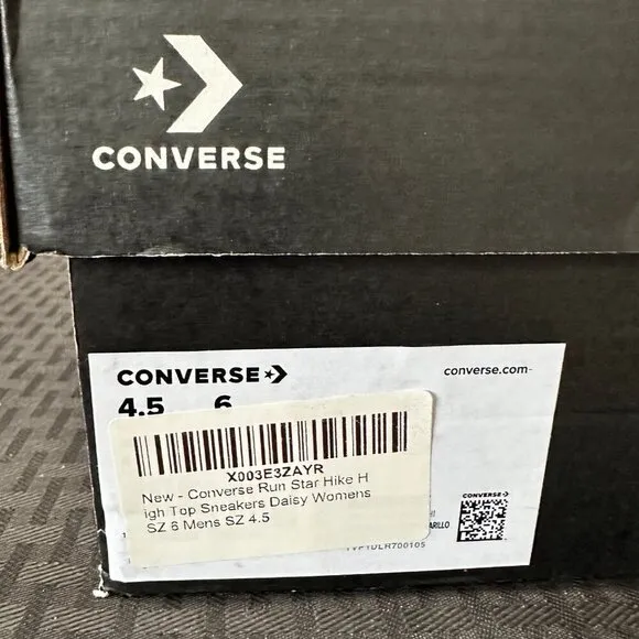 Converse Run Star Hike Platform High Sneakers in Daisy Print