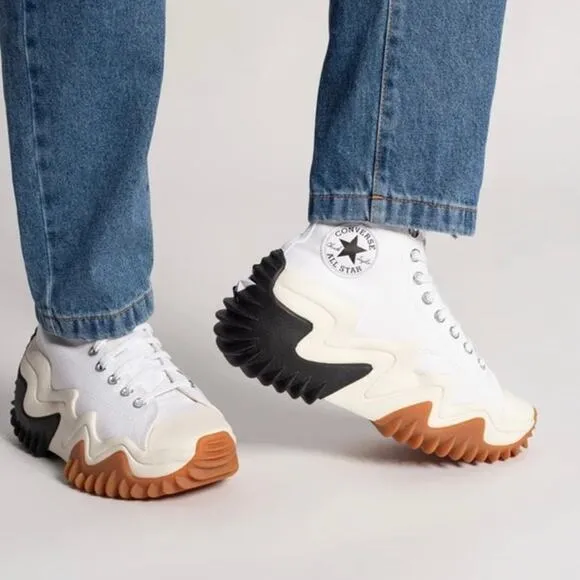 Converse Run Star Motion Chunky platform Sneakers- M 7.5- W 9