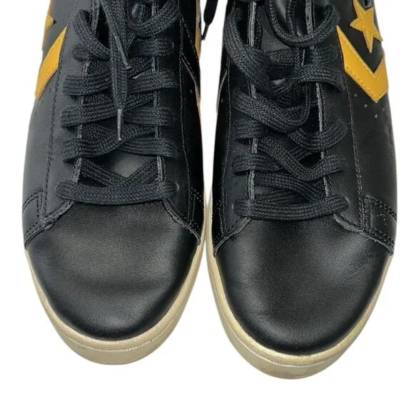 Converse Roswell Rayguns Pro Leather High Top(Size 7.5)