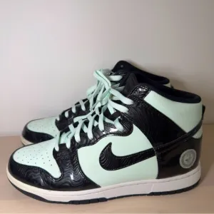 COPY - Nike dunk high all star sneakers size 9.5