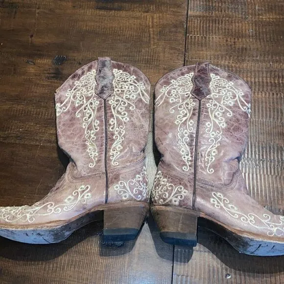 CORRAL KIDS' EMBROIDERED SQUARE TOE WESTERN BOOTS