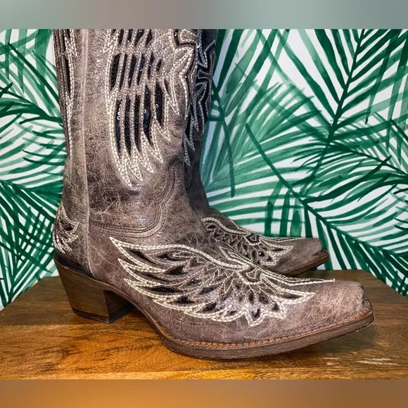 Corral Sequin Wing &amp; Cross Inlay Snip Toe Western Cowboy Boots Women’s 8.5 M