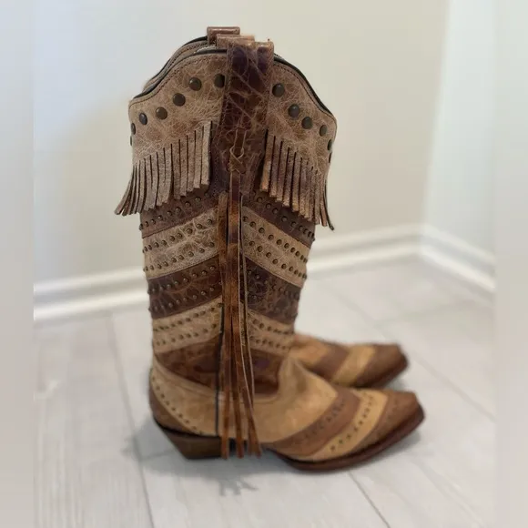 Corral Women's Two Tone Stripes And Fringe Snip Toe Cowgirl Boots A3081