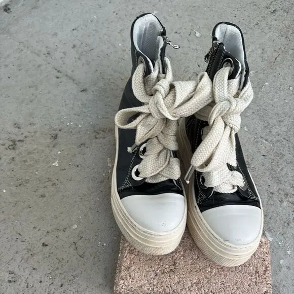 Cristian Zerotre high tops