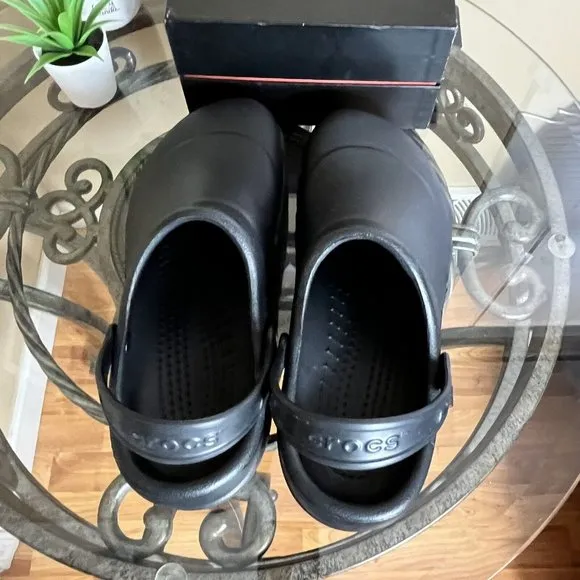 Crocs‎ Specialist Vented Clogs Workwear Black Comfort Shoes NWOT Mens Size 11