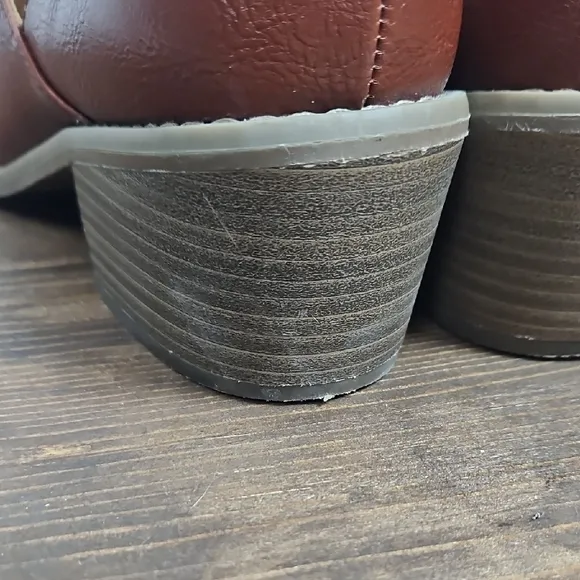 Cynthia Rowley Eddie Brown Heeled Low Booties - Size 8.5