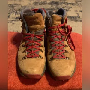 Danner 600 Brown Hiking Boots