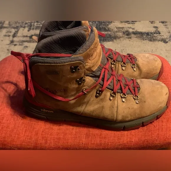 Danner 600 Brown Hiking Boots