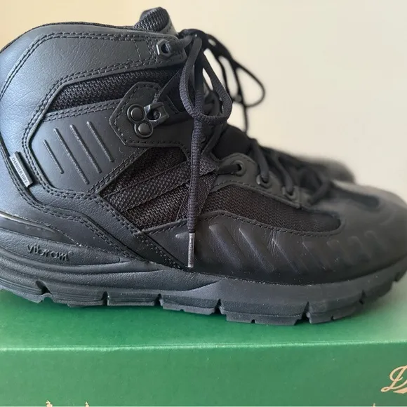 Danner Full Bore Waterproof Men’s boots. US Size 10 EE (Wide). Black