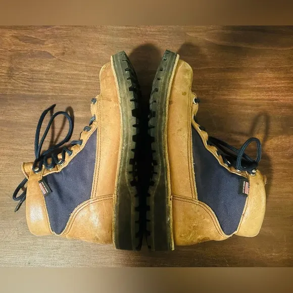 Danner’s Women’s Light Cascade Steel Toe Boots w/ Vibram Soles Size 6.5