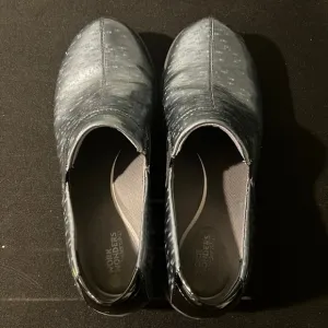 {Dansko} Blue &amp; Black Work Wonders Clog