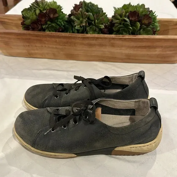 Dansko Leather Renae Sneaker Shoes Comfort Lace Up Size 41