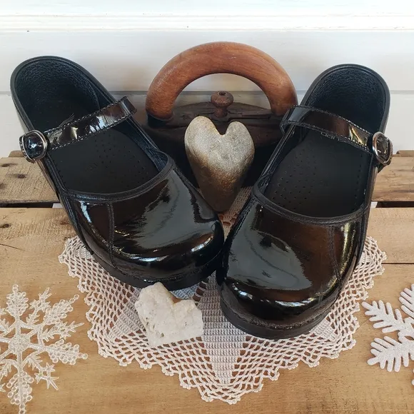 Dansko Pro Mary Jane Clogs Black Patent Leather Marah Strappy Buckle Boho 7.5-8