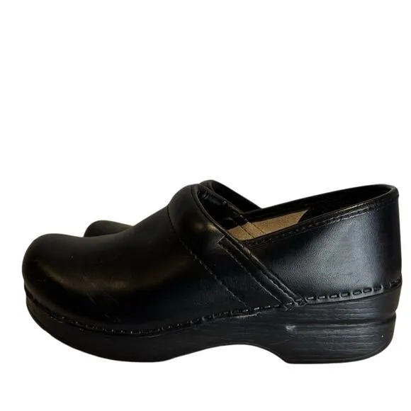 Dansko Professional Women's Clogs Black Comfort, Nursing Sz 38, 7.5