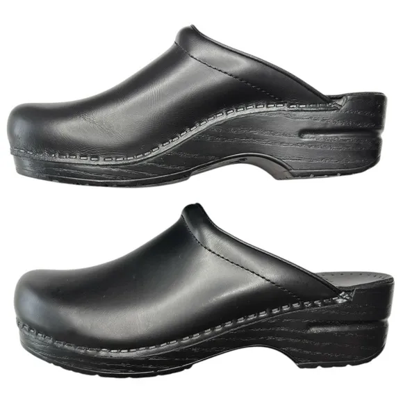 Dansko Womens Black Leather Clog Mules 39 US 8.5 / 9 Professionally Comfort Shoe