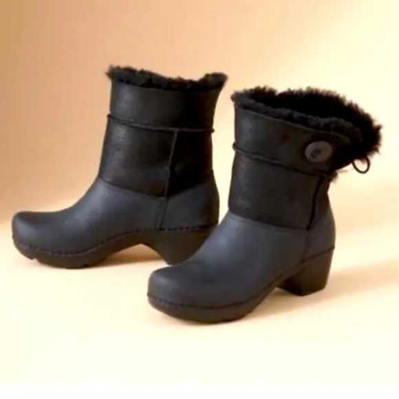 Dansko Women's Stormy Black Leather Fur Ankle Bootie / EU 42 / US 11.5 - 12