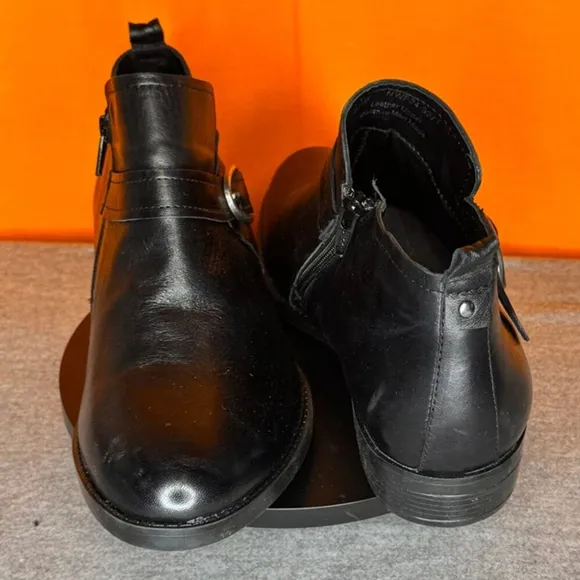 David Tate Maizy Bootie Black Buckle Leather Side Zip 8.5 W