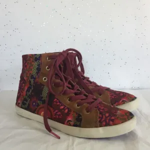 Desigual Floral HiTop Sneaker - 37KS140 Size 38 Us 7 Lace up and Side Zip VGUC!
