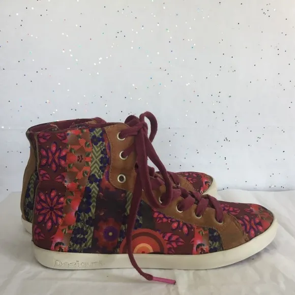 Desigual Floral HiTop Sneaker - 37KS140 Size 38 Us 7 Lace up and Side Zip VGUC!