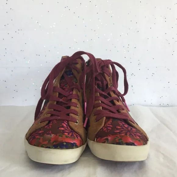 Desigual Floral HiTop Sneaker - 37KS140 Size 38 Us 7 Lace up and Side Zip VGUC!