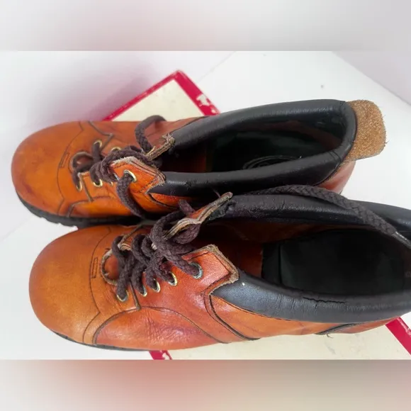 Dexter Ladies Alpine Hiker leather shoes Brawnee golden brown in original box