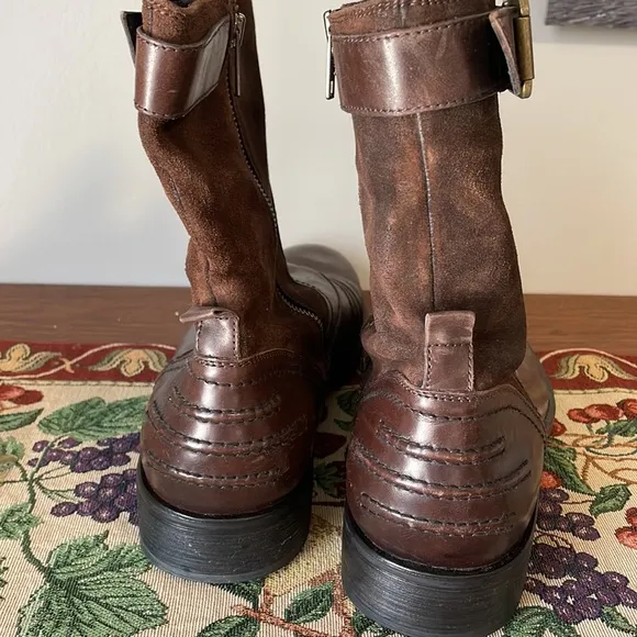 DKNY Vaughn boots