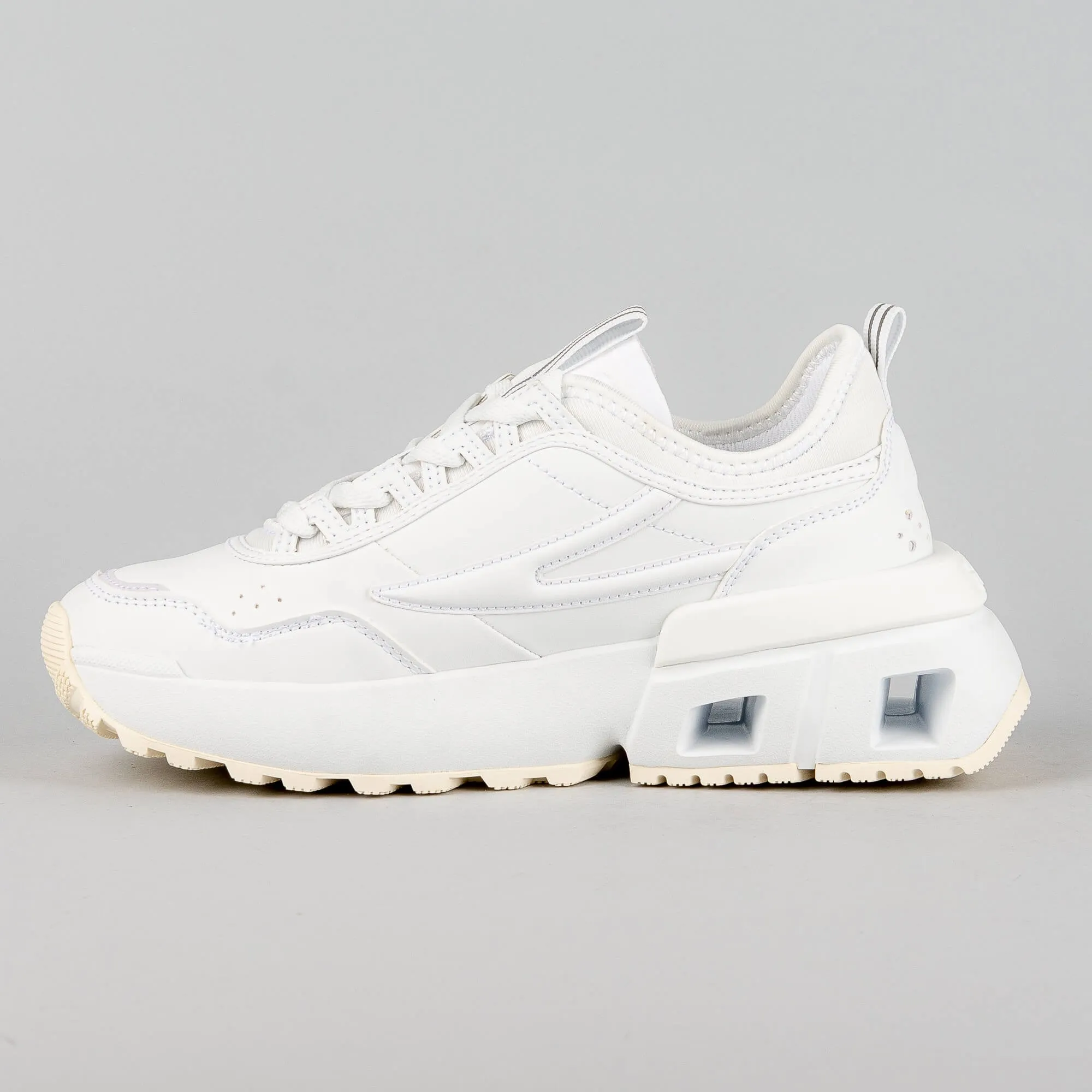 Dámske tenisky Fila DISRUPTOR UPGR8 Wmn White biele