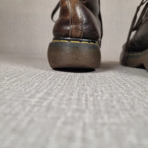 Dr. Doc Martens Vintage Steel Toe Brown Leather Boots Men's 7 Women's 8 EU39