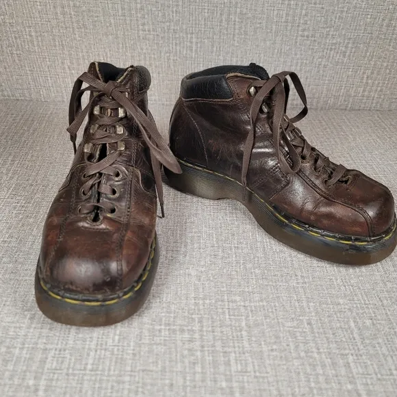 Dr. Doc Martens Vintage Steel Toe Brown Leather Boots Men's 7 Women's 8 EU39