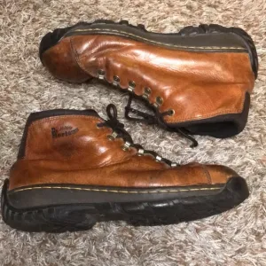 Dr. marten steel toe leather boots