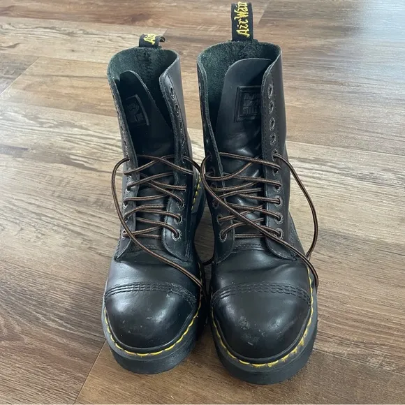 Dr Martens 10 hole steel toe boots 10966