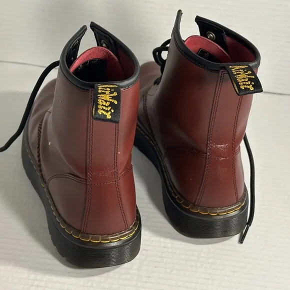 Dr. Martens Burgundy AW004 Boots M-7. L-8