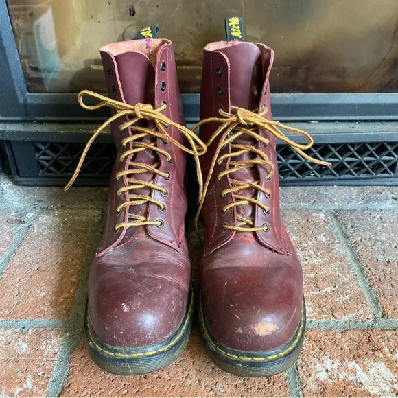 Dr. Martens Skull Wings Leather Steel Toe Boots 10 Eye MENS SZ 13 Oxblood Red