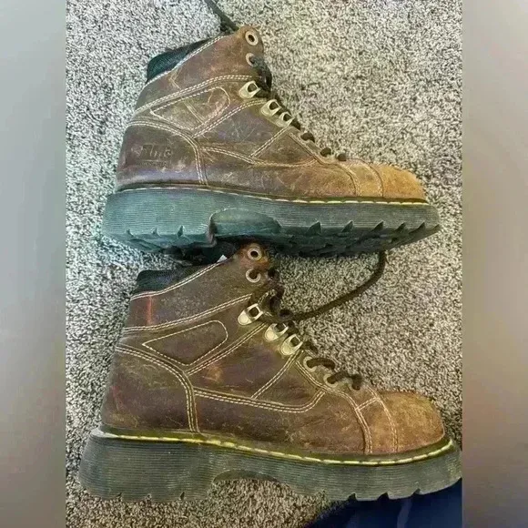 Dr Martens steel toe work boots size 10 brown damage to tongue