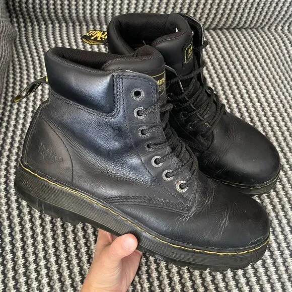 Dr Martens Winch Steel Toe Lace Up Durable Leather Boots men’s shoe size 11