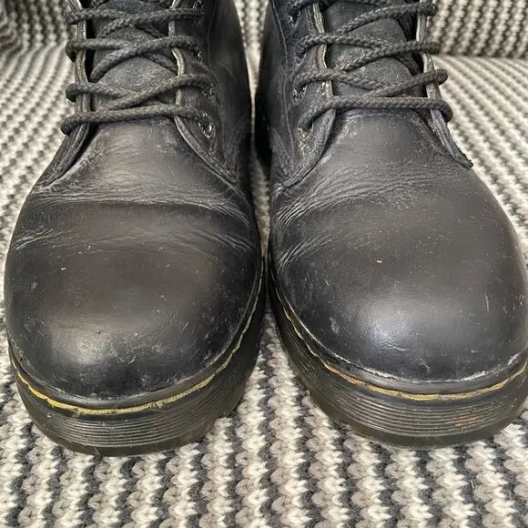 Dr Martens Winch Steel Toe Lace Up Durable Leather Boots men’s shoe size 11