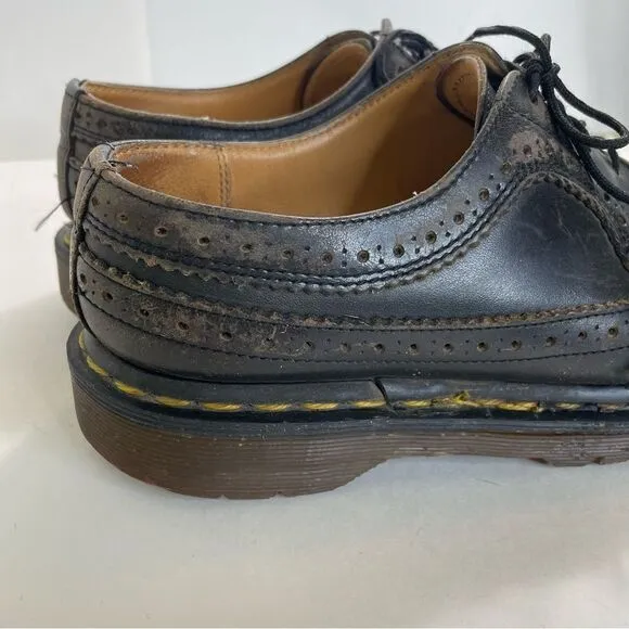 Dr Martens VTG Chunky Distressed Leather Wingtips‎ Shoes Sneakers