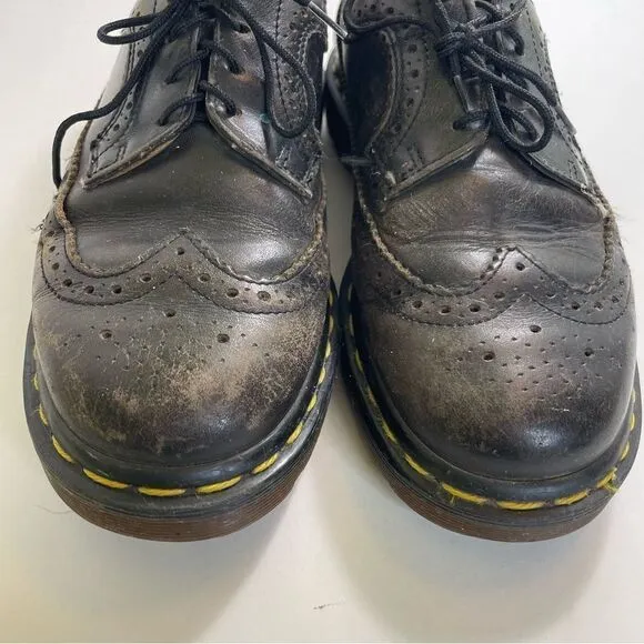 Dr Martens VTG Chunky Distressed Leather Wingtips‎ Shoes Sneakers