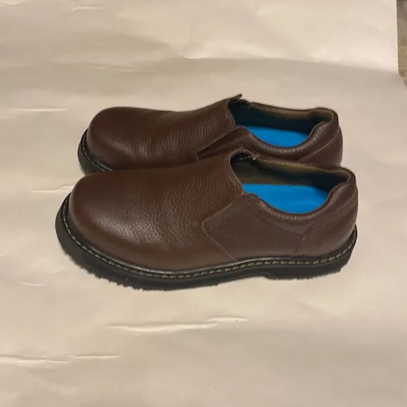 Dr Scholls WORK SHOES SIZE 7.5M  BROWN COLOR