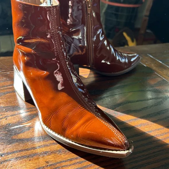 E8 by Miista Brown Almond Toe Patent Boots