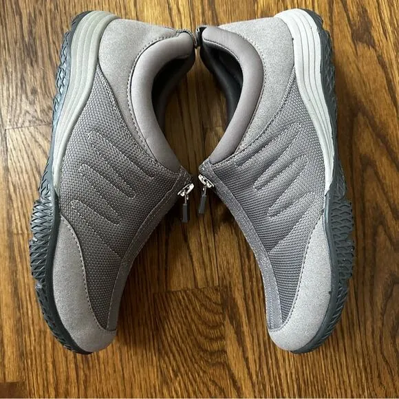 Easy Spirit Women’s Bestrong Walking Shoes in grey, size 7 NWT