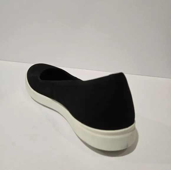 Ecco Barrentz Ballet Flat Shoes 6.5