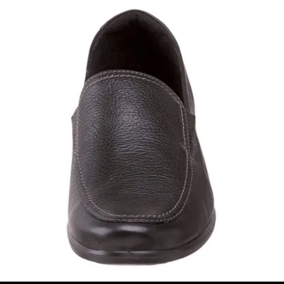 𝅺ECCO Black Pebbled Leather Heeled Loafer Shoes Sz 40 Womens Us 9/9.5