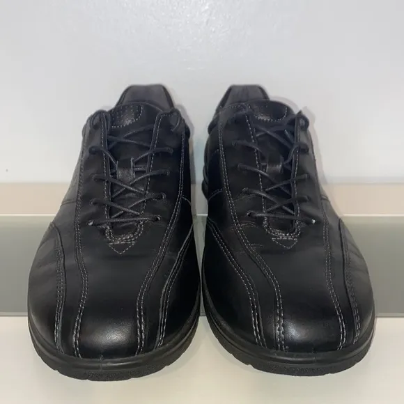 ECCO 'Sky Tie' Black Leather Comfort Sneakers Walking Shoes-Sz 42 (US 11-11.5)