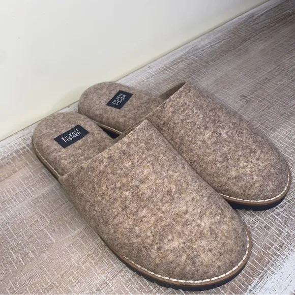 Eileen Fisher Women's Slippers Barley Felt Round Toe Slip On Soft-Size 7- EUC