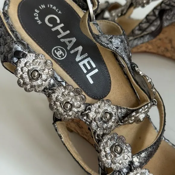 Elegant Women's CHANEL Wedge Sandals with Floral Accents